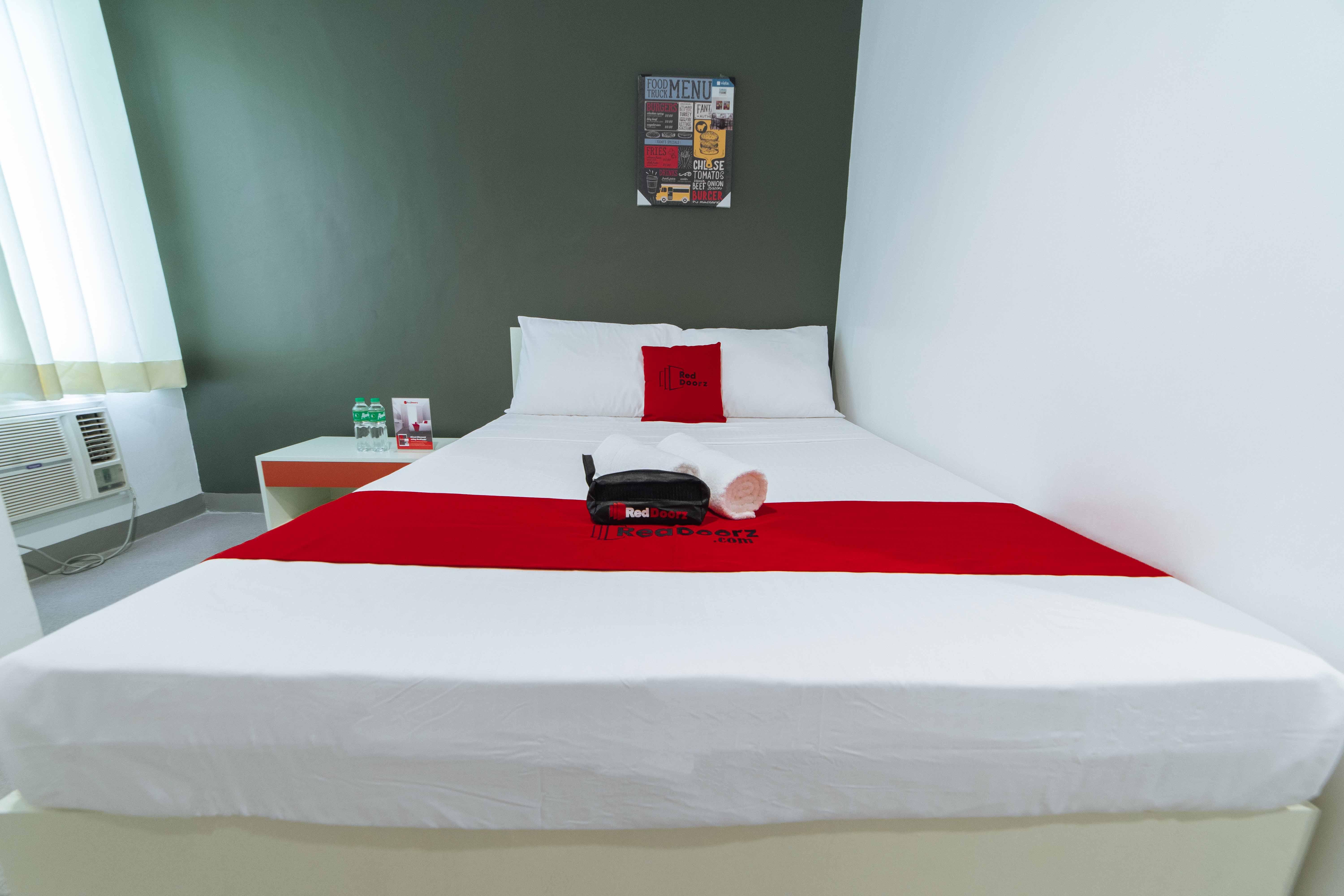 Reddoorz Plus @ Roxas Street Davao City Extérieur photo