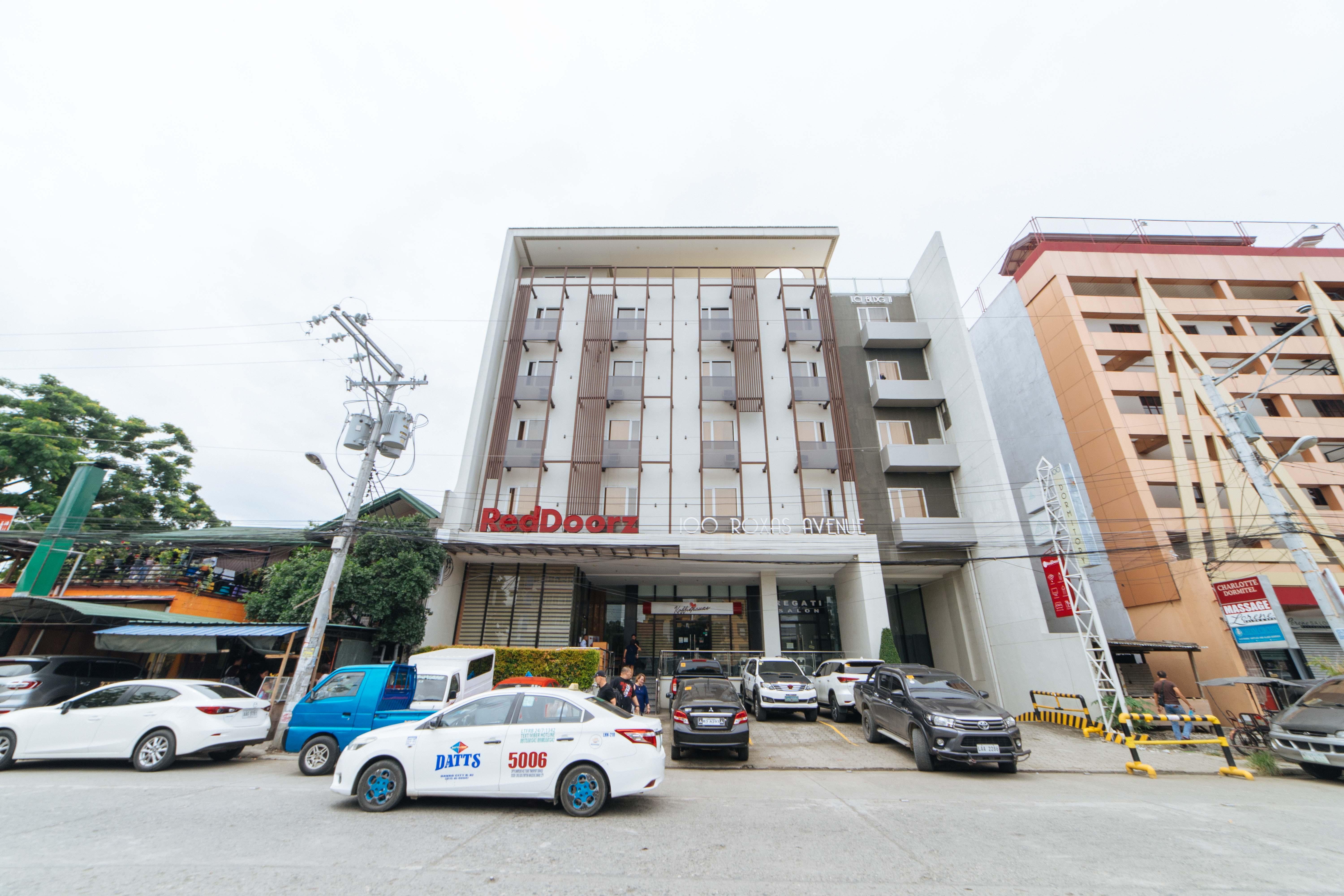 Reddoorz Plus @ Roxas Street Davao City Extérieur photo