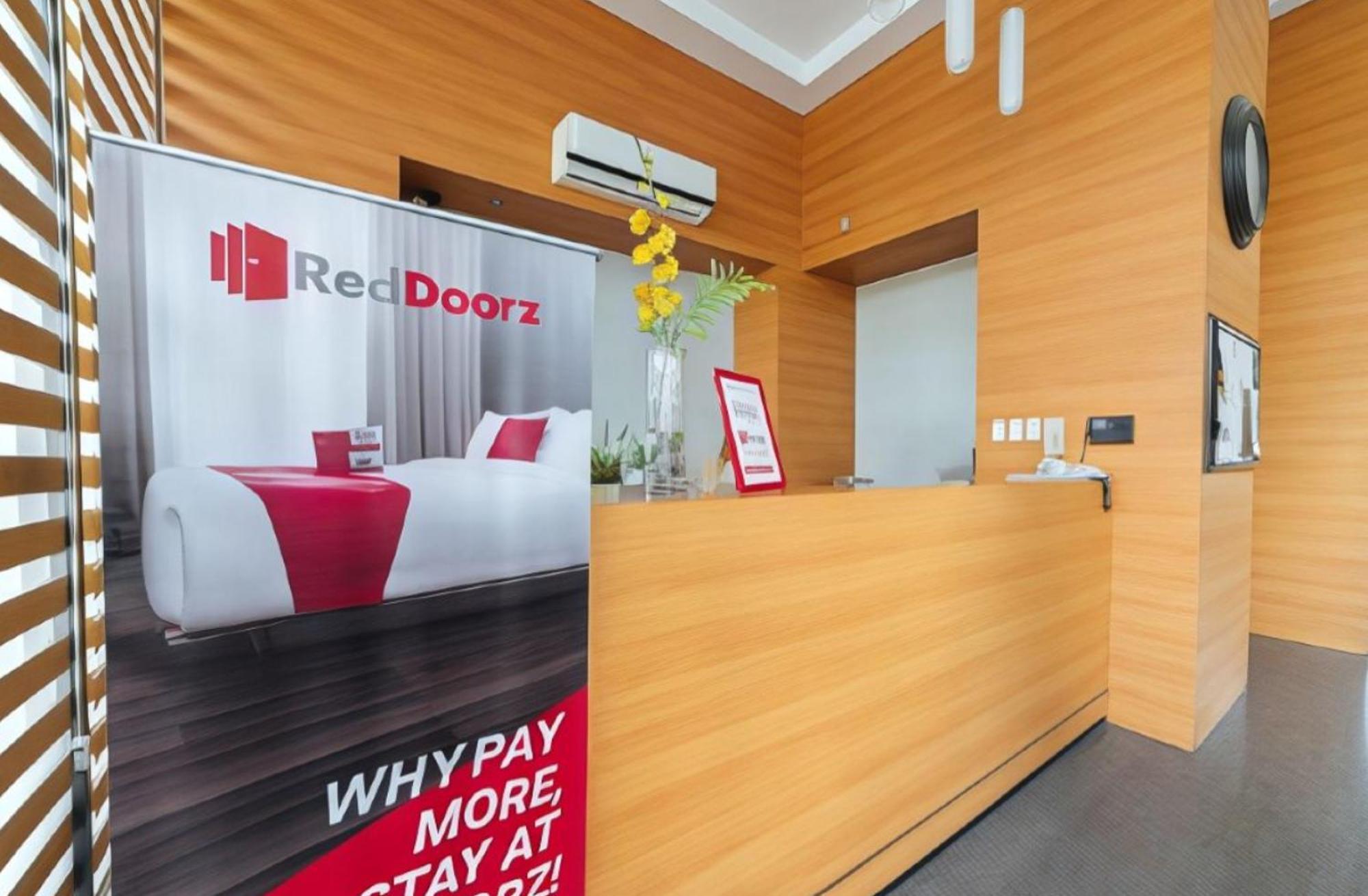 Reddoorz Plus @ Roxas Street Davao City Extérieur photo