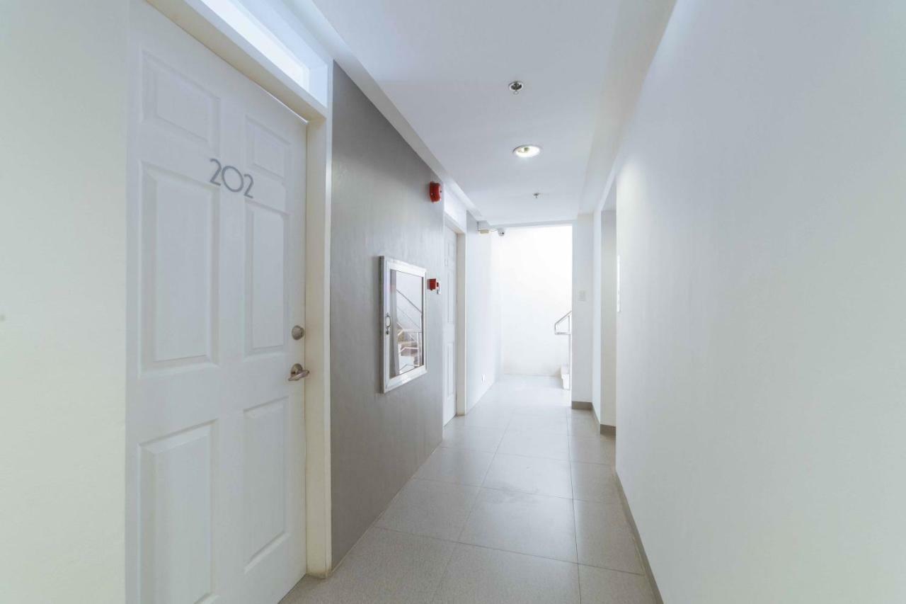 Reddoorz Plus @ Roxas Street Davao City Extérieur photo