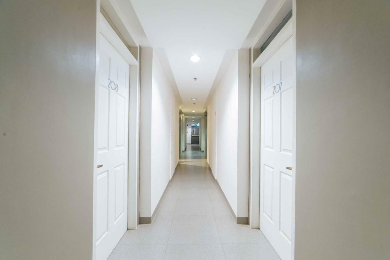 Reddoorz Plus @ Roxas Street Davao City Extérieur photo