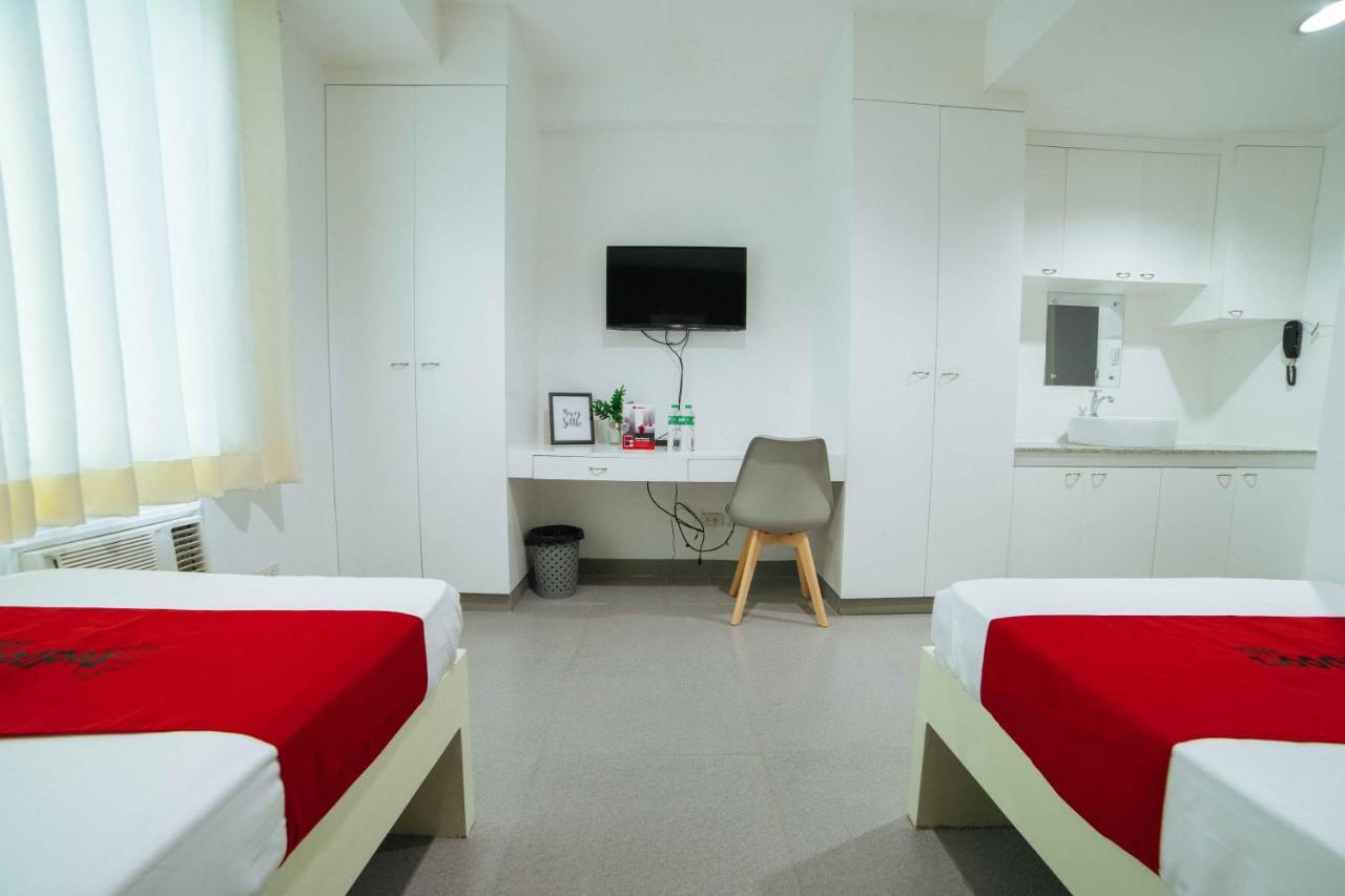 Reddoorz Plus @ Roxas Street Davao City Extérieur photo