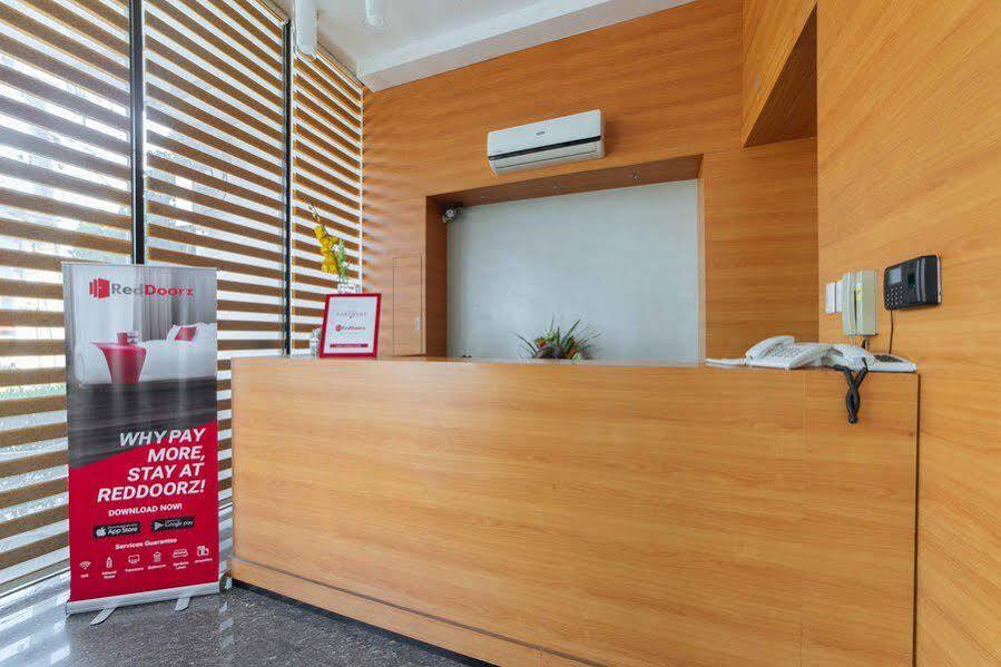 Reddoorz Plus @ Roxas Street Davao City Extérieur photo